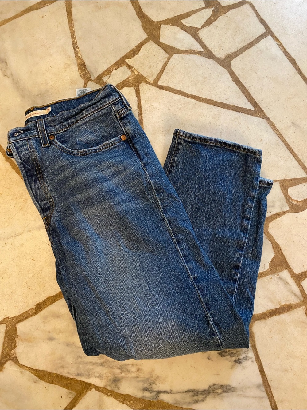Levi’s wedgie straight jeans